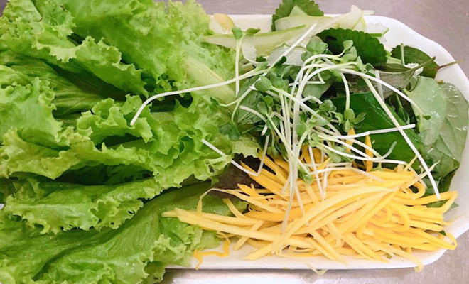 Các loại củ quả thái mỏng sẽ ngon hơn.